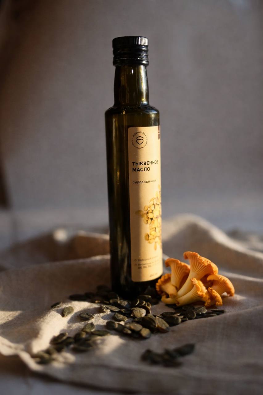 Тыквенное масло 250мл и лисички сушеные 